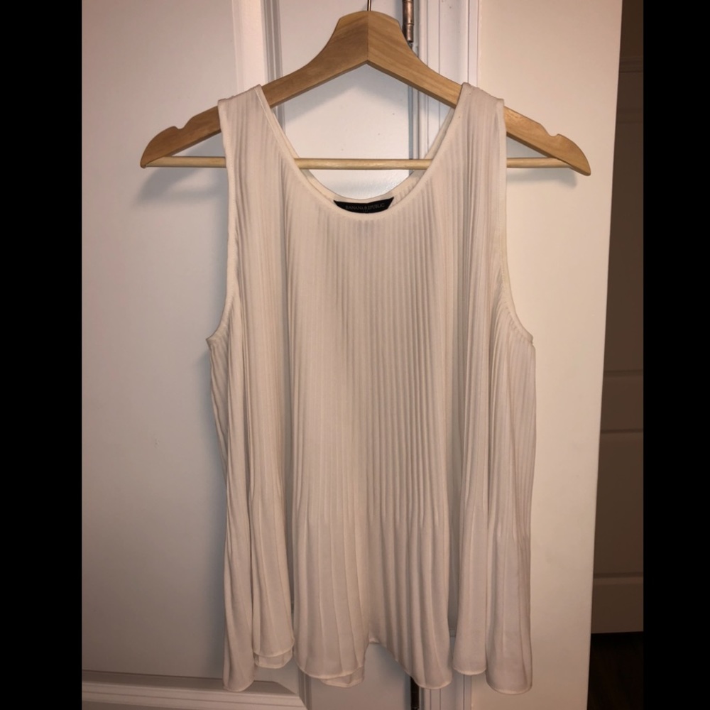 BANANA REPUBLIC WHITE PLEATED TANK - SIZE S